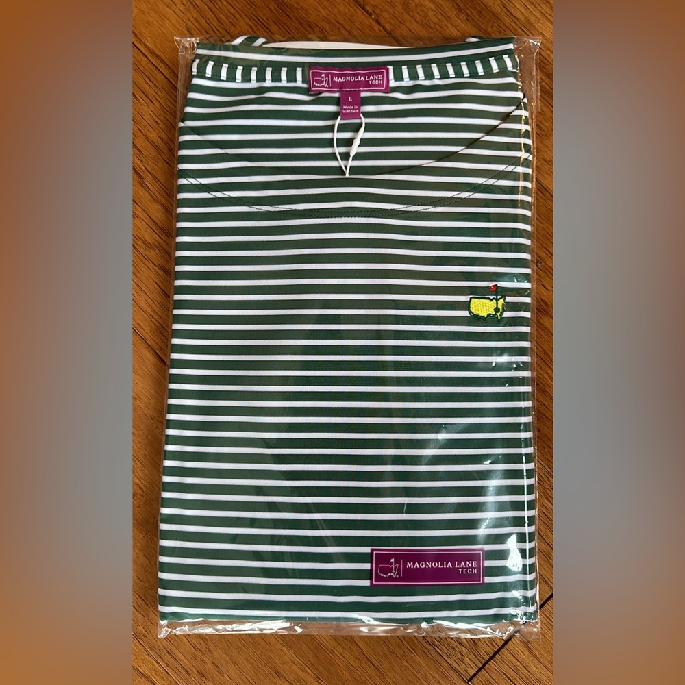 2024 MASTERS Magnolia Lane Tech boat neck top.